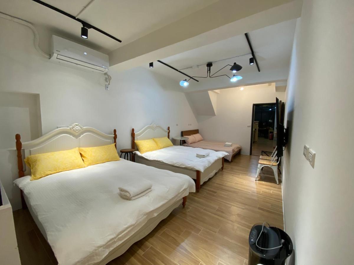 好室連連house Lien Lien Apartment Tainan Bagian luar foto