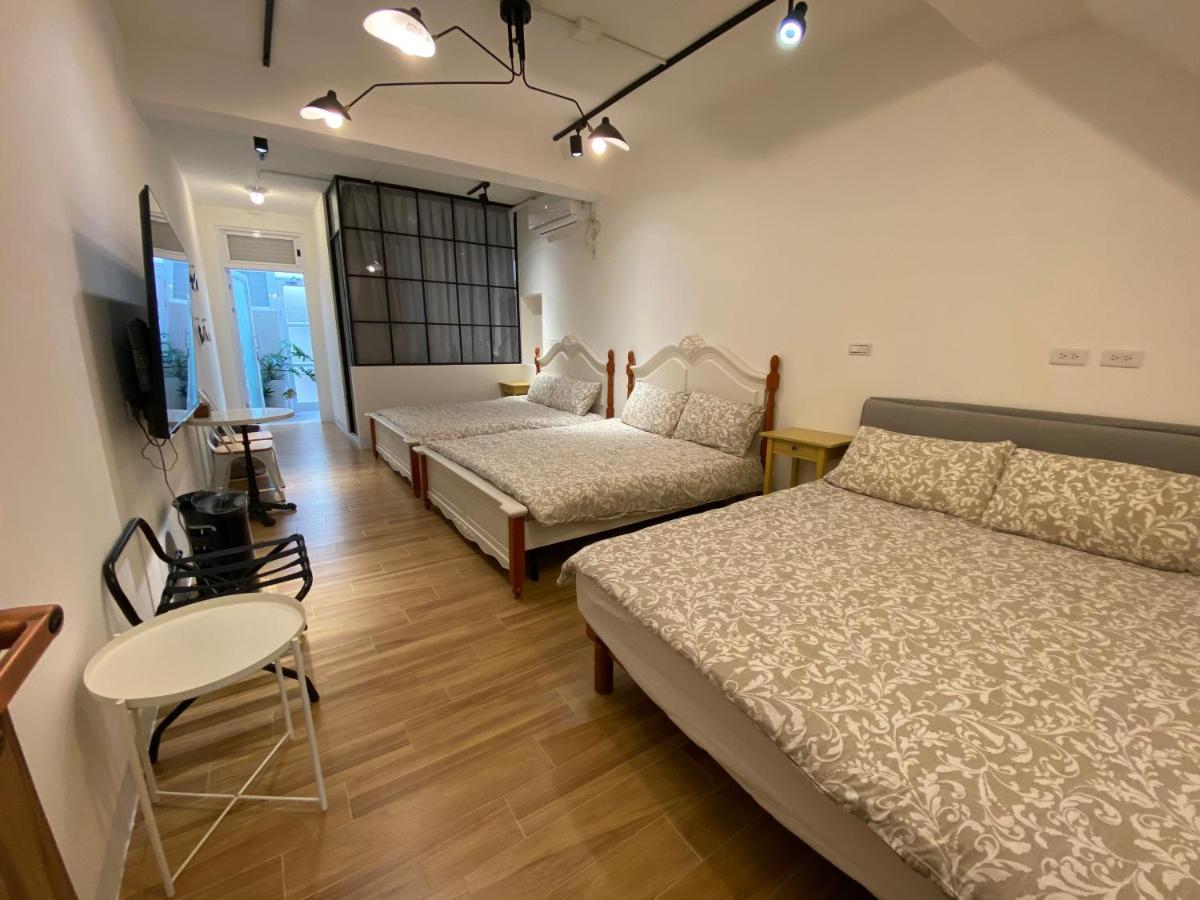 好室連連house Lien Lien Apartment Tainan Bagian luar foto